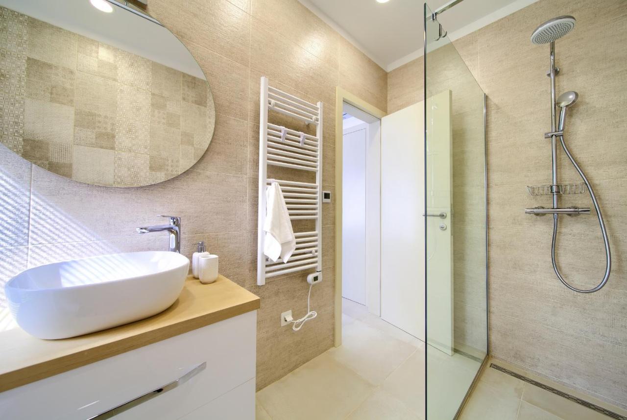 Villa Allegra Garica Екстериор снимка